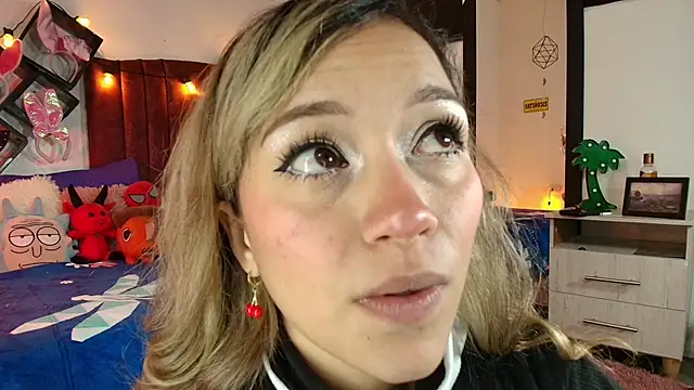 alisson zafiro  online show from 03.09.25