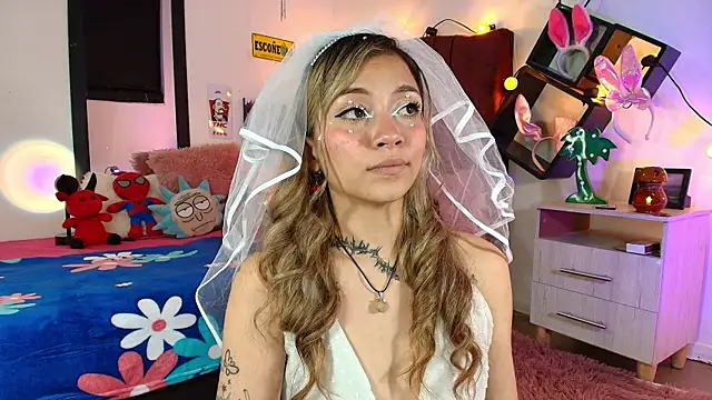 alisson zafiro  online show from 03.13.25