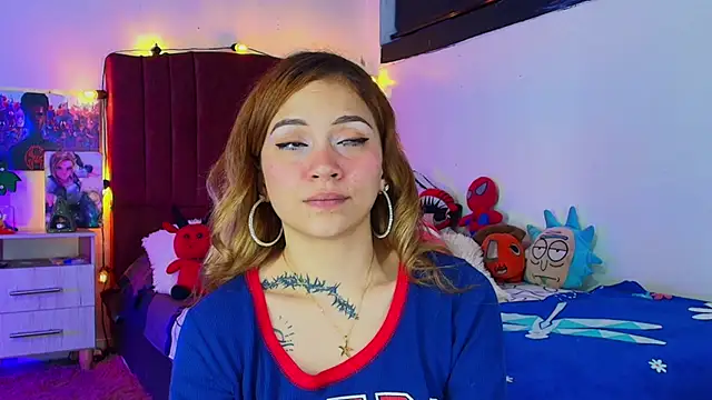 alisson zafiro  online show from 10.13.25