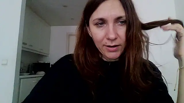 JasmineGlamour online show from 03.17.26