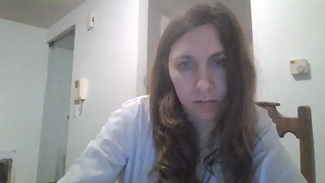 Snapshot of JasmineGlamour chatting on 04.16.26 JasmineGlamour online show from 04.16.26
