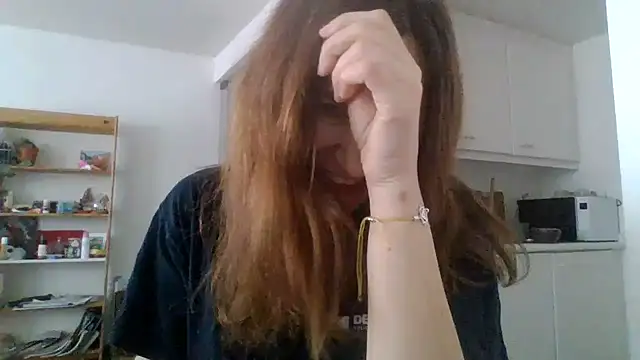 Snapshot of JasmineGlamour chatting on 04.17.26 JasmineGlamour online show from 04.17.26