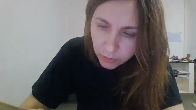 Snapshot of JasmineGlamour chatting on 04.18.26 JasmineGlamour online show from 04.18.26
