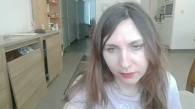 Snapshot of JasmineGlamour chatting on 04.26.26 JasmineGlamour online show from 04.26.26