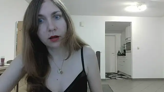 Snapshot of JasmineGlamour chatting on 05.03.26 JasmineGlamour online show from 05.03.26