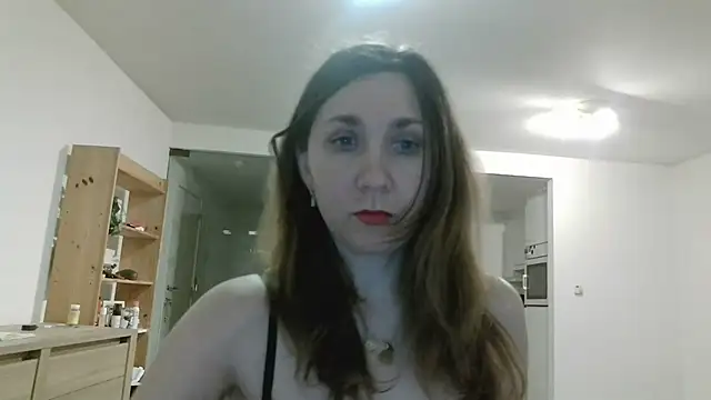 Snapshot of JasmineGlamour chatting on 05.13.26 JasmineGlamour online show from 05.13.26
