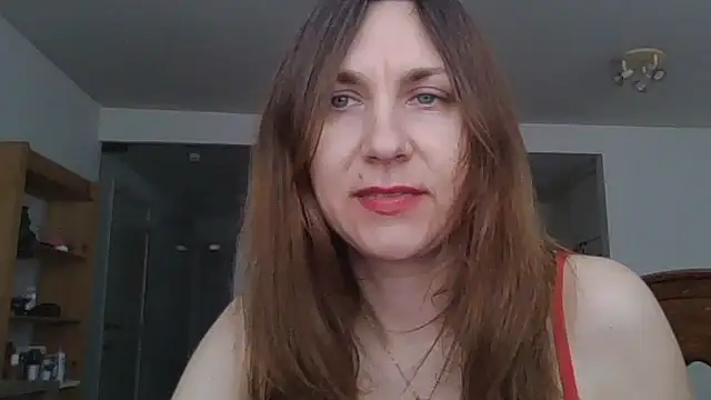 Snapshot of JasmineGlamour chatting on 05.16.26 JasmineGlamour online show from 05.16.26