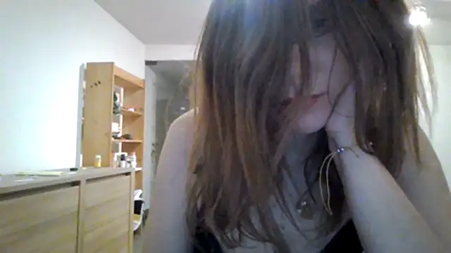 Snapshot of JasmineGlamour chatting on 05.16.26 JasmineGlamour online show from 05.16.26
