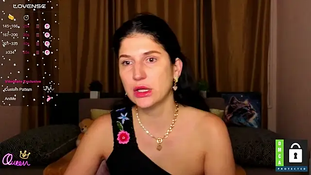 Snapshot of Alianna_Solo_Kisses chatting on 05.27.26 Alianna Solo Kisses online show from 05.27.26