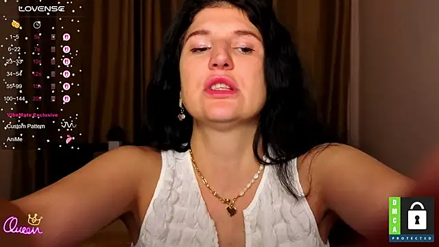 Snapshot of Alianna_Solo_Kisses chatting on 05.29.26 Alianna Solo Kisses online show from 05.29.26