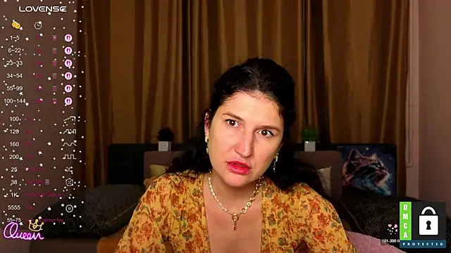 Snapshot of Alianna_Solo_Kisses chatting on 06.08.26 Alianna Solo Kisses online show from 06.08.26