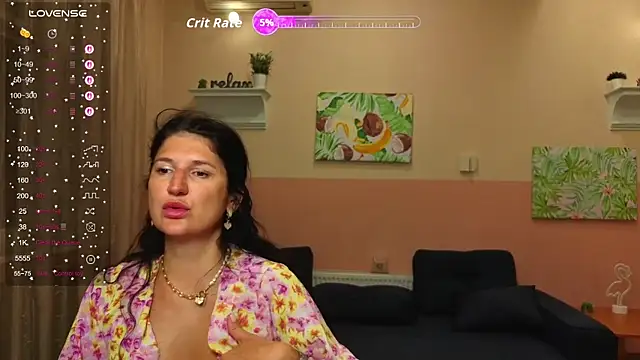 Snapshot of Alianna_Solo_Kisses chatting on 07.03.26 Alianna Solo Kisses online show from 07.03.26