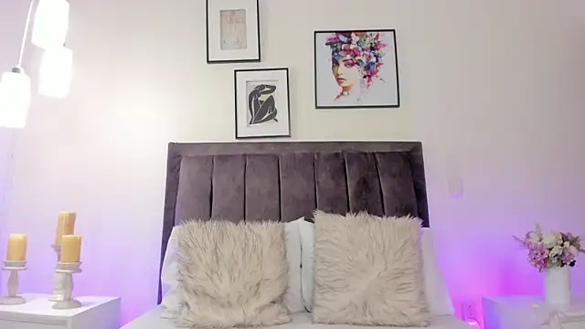 helen mooree online show from 03.12.26