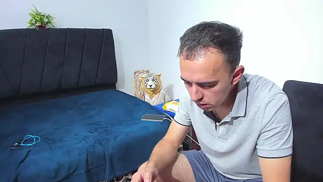 big-dicktop23 online show from 12.16.25