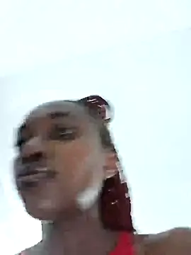 Snapshot of kinkybeby chatting on 10.29.25 kinkybeby online show from 10.29.25