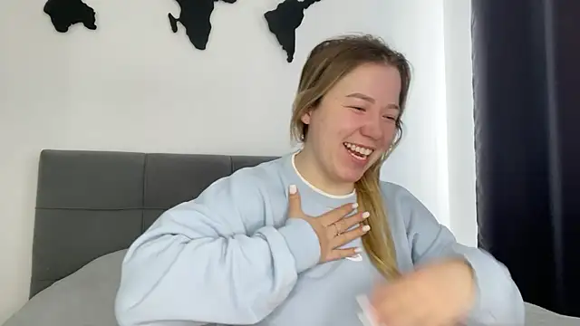 Embersweetbunny online show from 02.20.25