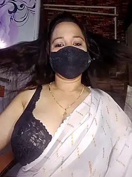 Snapshot of albelasummi702 chatting on 02.16.26 albelasummi702 online show from 02.16.26