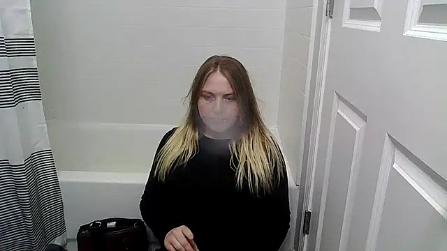 PhatAssBlond online show from 12.21.24