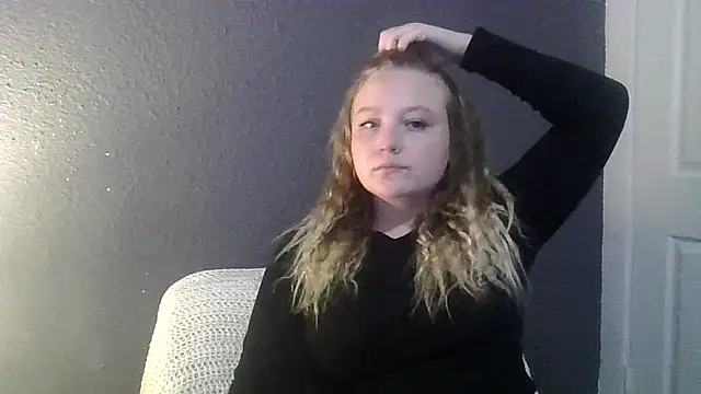 PhatAssBlond online show from 02.21.25