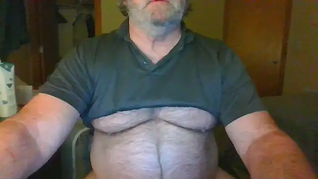 Snapshot of Doherty10 chatting on 04.29.26 Doherty10 online show from 04.29.26