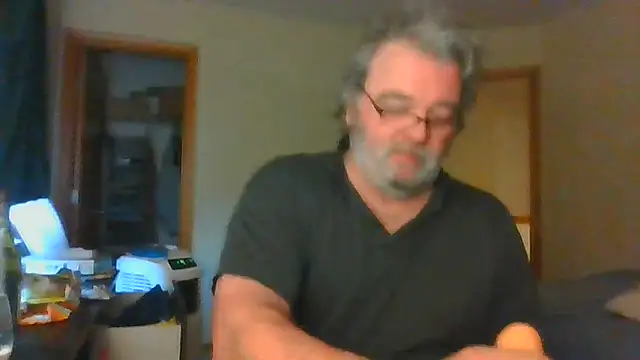 Snapshot of Doherty10 chatting on 07.17.26 Doherty10 online show from 07.17.26