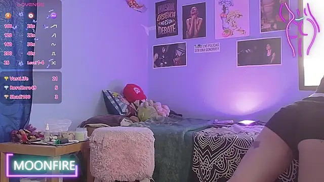 moonfiredancer online show from 02.01.25