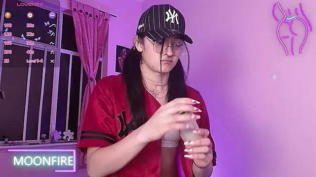 moonfiredancer online show from 02.22.25