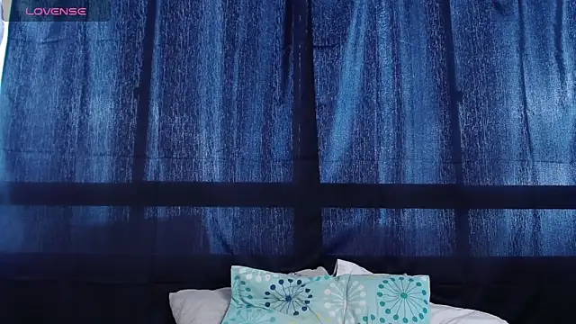 MiaStor online show from 11.10.25