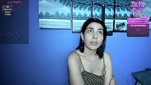 AdelleLennox cg online show from 02.23.25