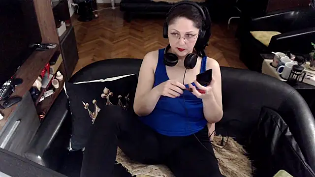 Snapshot of Imperatriza chatting on 05.27.26 Imperatriza online show from 05.27.26