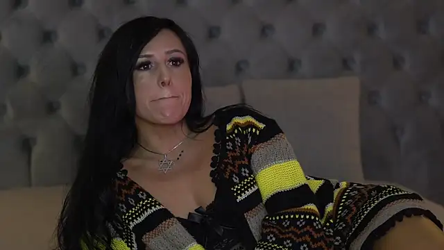 AmelyNoir online show from 11.24.25