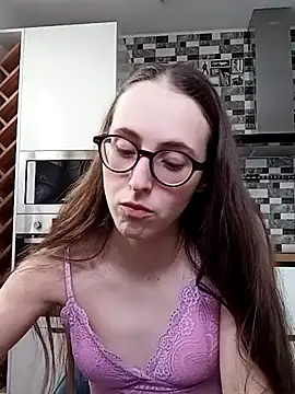 Snapshot of MartiniiSelenna chatting on 02.14.25 MartiniiSelenna online show from 02.14.25