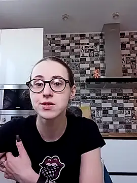 Snapshot of MartiniiSelenna chatting on 02.18.25 MartiniiSelenna online show from 02.18.25