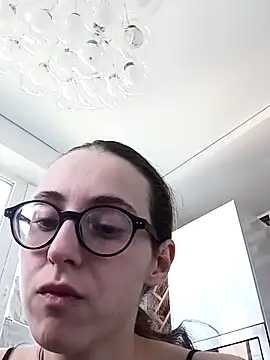 Snapshot of MartiniiSelenna chatting on 02.19.25 MartiniiSelenna online show from 02.19.25