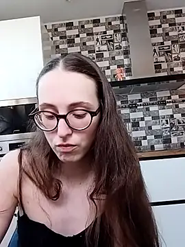 Snapshot of MartiniiSelenna chatting on 02.19.25 MartiniiSelenna online show from 02.19.25