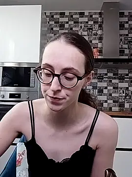Snapshot of MartiniiSelenna chatting on 02.22.25 MartiniiSelenna online show from 02.22.25