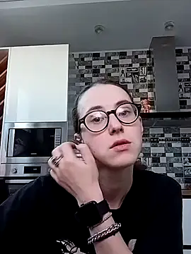 Snapshot of MartiniiSelenna chatting on 02.23.25 MartiniiSelenna online show from 02.23.25