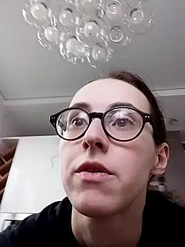 Snapshot of MartiniiSelenna chatting on 03.16.25 MartiniiSelenna online show from 03.16.25