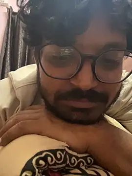 Snapshot of Yours_Teluguboii chatting on 10.06.25 Yours Teluguboii online show from 10.06.25