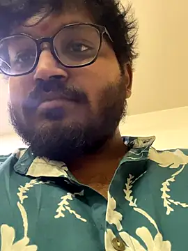 Snapshot of Yours_Teluguboii chatting on 10.16.25 Yours Teluguboii online show from 10.16.25