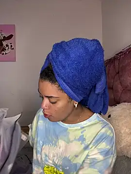 ladyrd1 online show from 04.22.26