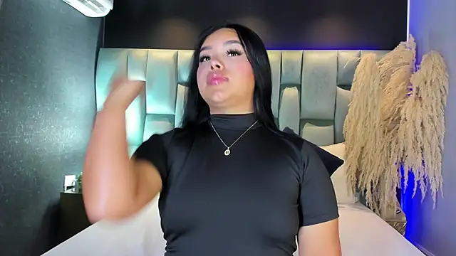 MarianaGarciaa   online show from 04.16.26