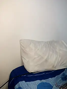 lovely kitt online show from 03.05.25