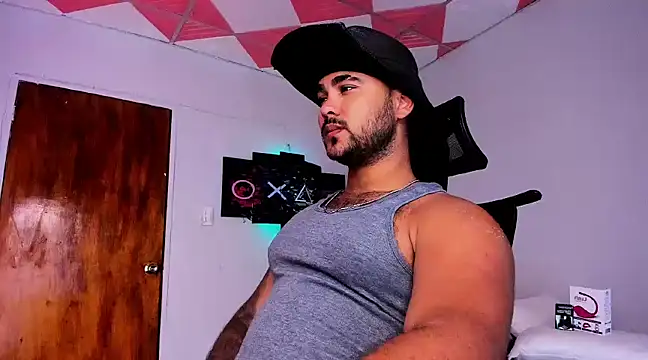 Snapshot of Sebas-hott chatting on 01.12.25 Sebas-hott online show from 01.12.25