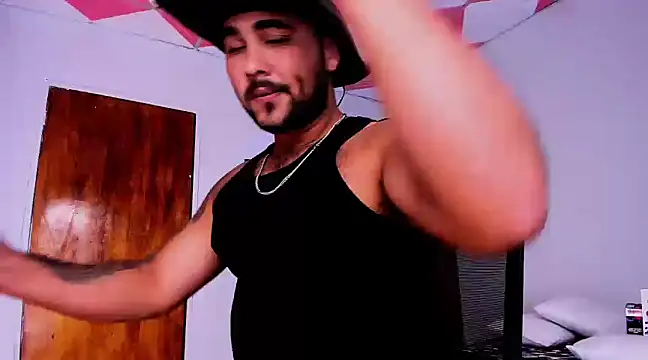 Snapshot of Sebas-hott chatting on 01.19.25 Sebas-hott online show from 01.19.25