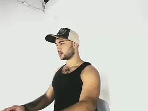 Snapshot of Sebas-hott chatting on 10.15.25 Sebas-hott online show from 10.15.25