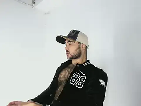 Snapshot of Sebas-hott chatting on 10.21.25 Sebas-hott online show from 10.21.25