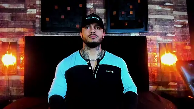 Van Velckan online show from 02.14.25