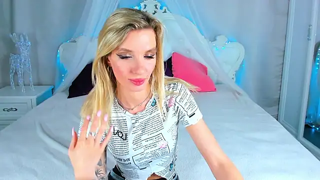 AlinaLovelyX online show from 04.11.26