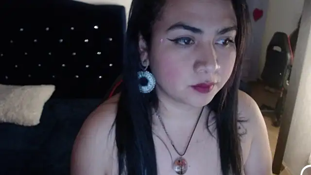 Snapshot of lucianaa_25 chatting on 12.09.24 lucianaa 25 online show from 12.09.24